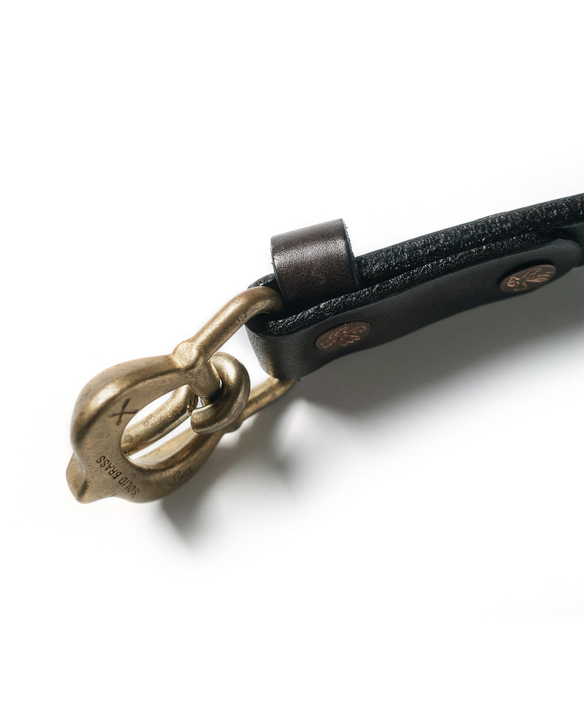 Brass Buckle Cowhide Belt Brown – Flat Lay Full Length | Ghosts Vintage